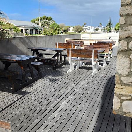 Stonehouse On Main Hotel Struisbaai Ngoại thất bức ảnh